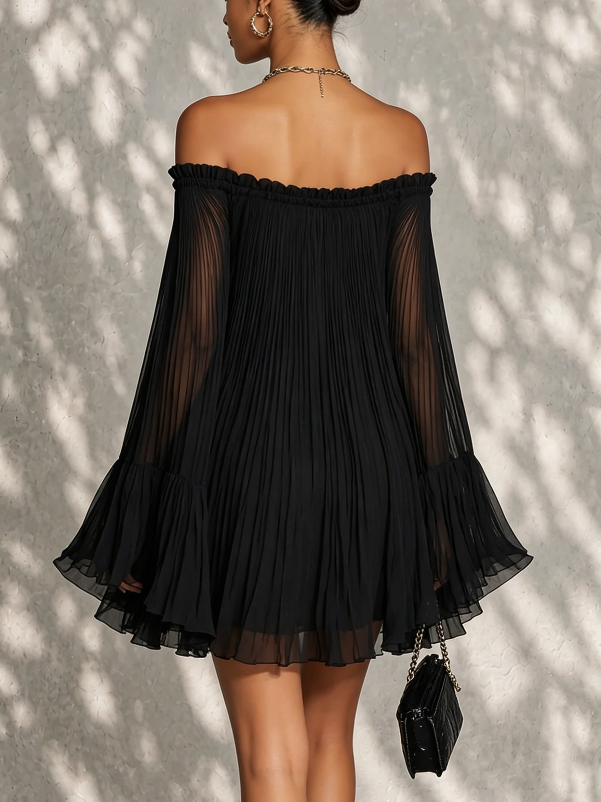 Océane | Black Off-Shoulder Mini Dress