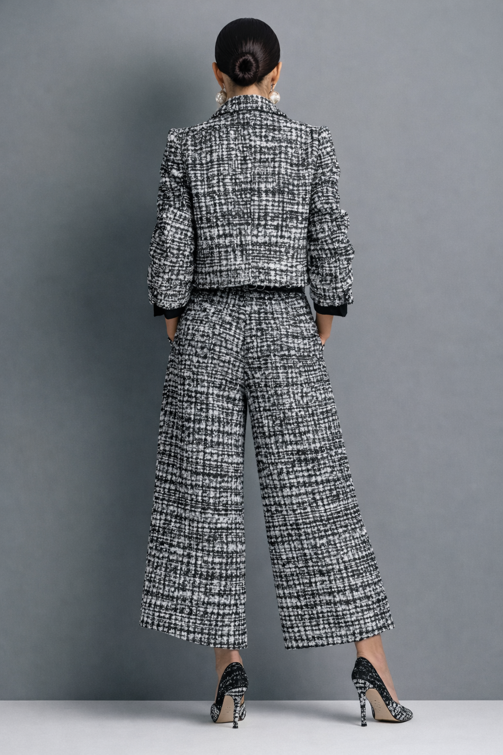 Lucía | Sophisticated and Versatile Ensemble