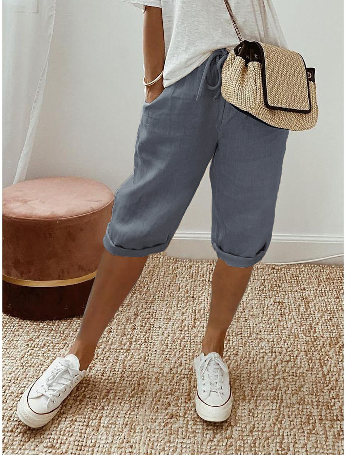 Relaxed Fit Capri Pants